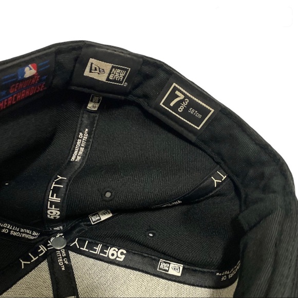 ⚾️ New Era Boston Red Sox fitted hat - Picture 5 of 5